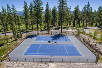 10644 Talus Court, Truckee, CA 96161 - Photo 14