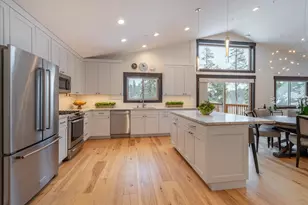 11529 Zermatt Dr, Truckee, CA 96161 - Photo 12