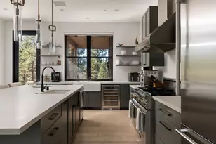 7750 Lahontan Dr, Truckee, CA 96161 - Photo 8