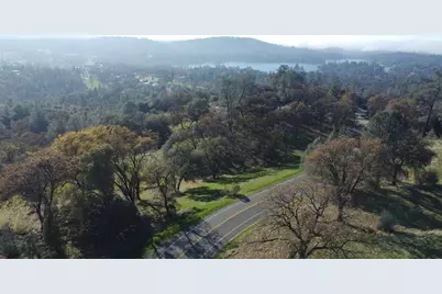 23021 Darkhorse Drive, Auburn, CA 95602 - Photo 12