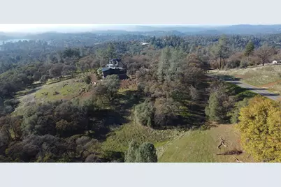 23021 Darkhorse Drive, Auburn, CA 95602 - Photo 16