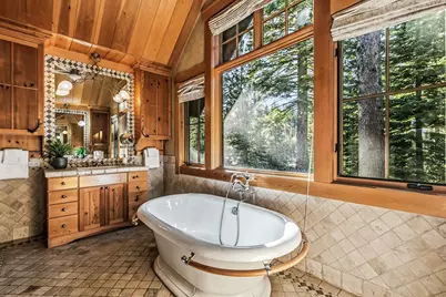 8745 Lahontan Drive, Truckee, CA 96161 - Photo 18