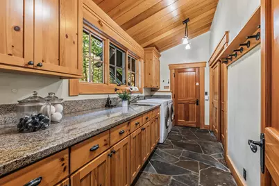 8745 Lahontan Drive, Truckee, CA 96161 - Photo 22