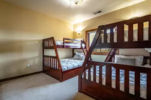 16725 Skislope Way, Truckee, CA 96161 - Photo 10