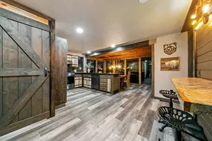 10068 Olympic Blvd, Truckee, CA 96161 - Photo 10