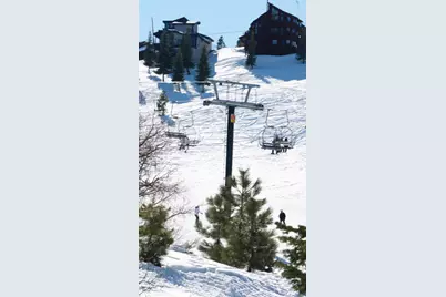 11723 Snowpeak Way #567, Truckee, CA 96161 - Photo 10