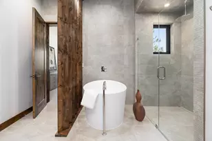 9337 Heartwood Dr, Truckee, CA 96161 - Photo 26