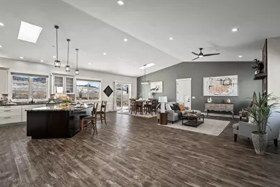 94908 Half Mile Road, Chilcoot, CA 96105 - Photo 10