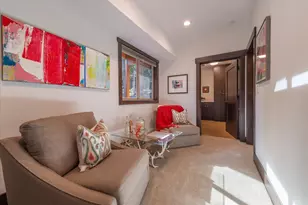 11529 Zermatt Dr, Truckee, CA 96161 - Photo 24