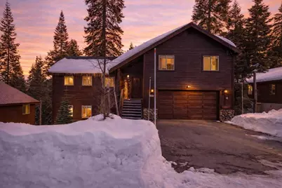 12395 Skislope Way, Truckee, CA 96160 - Photo 2