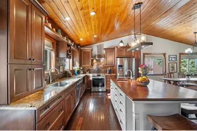 12395 Skislope Way, Truckee, CA 96160 - Photo 10