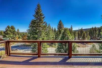 11566 Rhineland Avenue, Truckee, CA 96161 - Photo 2
