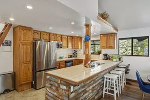 13443 Davos Dr, Truckee, CA 96161 - Photo 8