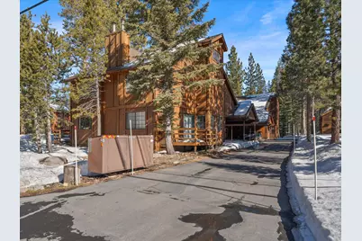 13205 Northwoods Boulevard #2, Truckee, CA 96161 - Photo 2