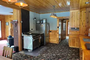 16527 Robertson Rd, Truckee, CA 96161 - Photo 6