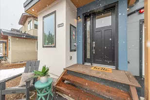 9548 Parker Ln, Truckee, CA 96161 - Photo 1