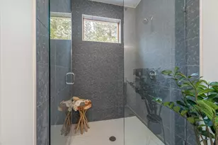 9548 Parker Ln, Truckee, CA 96161 - Photo 20