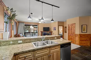 11420 Dolomite Way, Truckee, CA 96161 - Photo 12