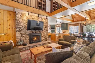 15609 Cottonwood St, Truckee, CA 96161 - Photo 1