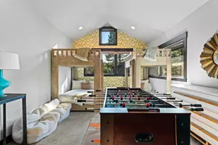 9098 Heartwood Dr, Truckee, CA 96161 - Photo 18