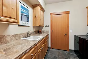 11711 Hope Ct, Truckee, CA 96161 - Photo 24