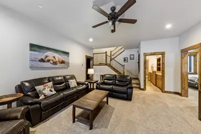 10935 Skislope Way, Truckee, CA 96161 - Photo 14