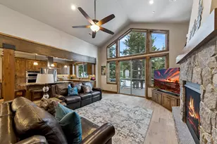 10935 Skislope Way, Truckee, CA 96161 - Photo 4