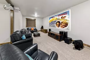 10935 Skislope Way, Truckee, CA 96161 - Photo 22