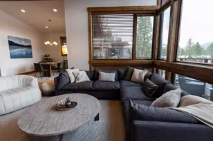 9113 Heartwood Dr, Truckee, CA 96161 - Photo 8