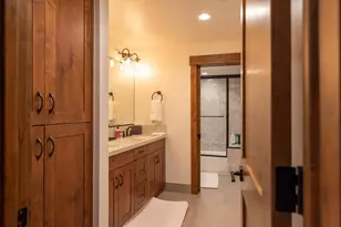 9113 Heartwood Dr, Truckee, CA 96161 - Photo 20