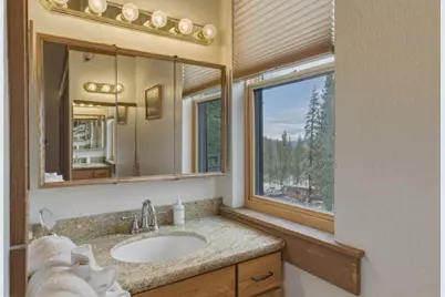 2000 North Village Drive #316, Truckee, CA 96161 - Photo 10