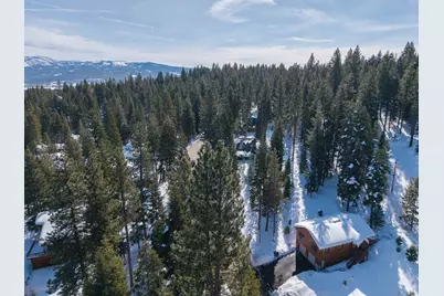 12400 Rainbow Drive, Truckee, CA 96161 - Photo 8