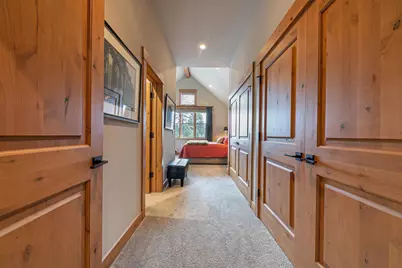 10200 Valmont Trail, Truckee, CA 96161 - Photo 18