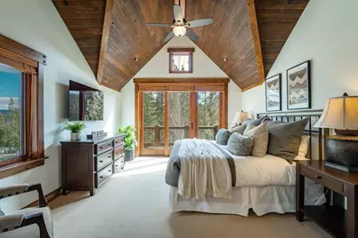 7401 Larkspur Lane, Truckee, CA 96161 - Photo 14