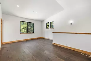 15664 Sherwood Dr, Truckee, CA 96161 - Photo 18