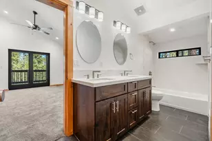 15664 Sherwood Dr, Truckee, CA 96161 - Photo 16