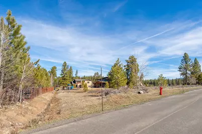 10536 Courtenay Lane, Truckee, CA 96161 - Photo 16