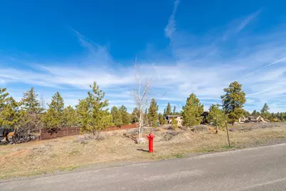 10536 Courtenay Lane, Truckee, CA 96161 - Photo 8