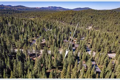 17249 Northwoods Boulevard, Truckee, CA 96161 - Photo 2