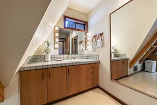 10211 Thomas Dr, Truckee, CA 96161 - Photo 14