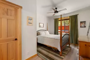 12465 Bear Meadows Ct, Truckee, CA 96161 - Photo 16