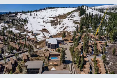 11569 Snowpeak Way #651, Truckee, CA 96161 - Photo 2