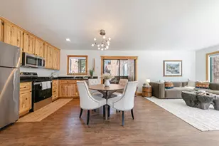 11569 Snowpeak Way, Truckee, CA 96161 - Photo 4