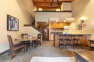 2000 N Village Dr, Truckee, CA 96161 - Photo 8