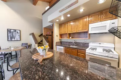 2000 North Village Drive #317, Truckee, CA 96161 - Photo 10