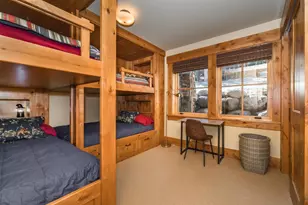 11221 Skislope Way, Truckee, CA 96161 - Photo 20