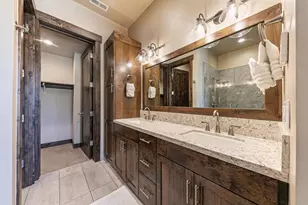 10113 Corrie Ct, Truckee, CA 96161 - Photo 14