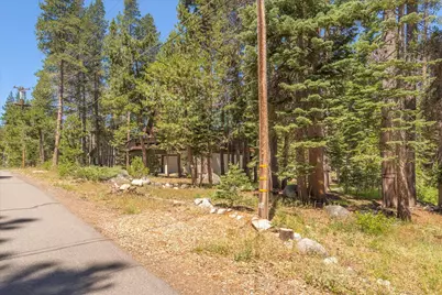 51711 Tamarack Crescent, Soda Springs, CA 95728 - Photo 2