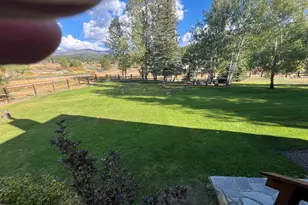 15318 Glenshire Dr, Truckee, CA 96161 - Photo 2