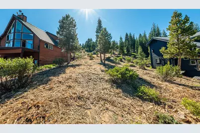 15644 Skislope Way, Truckee, CA 96161 - Photo 4